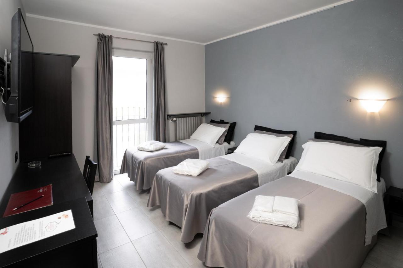 J Hotel Orbassano Eksteriør billede