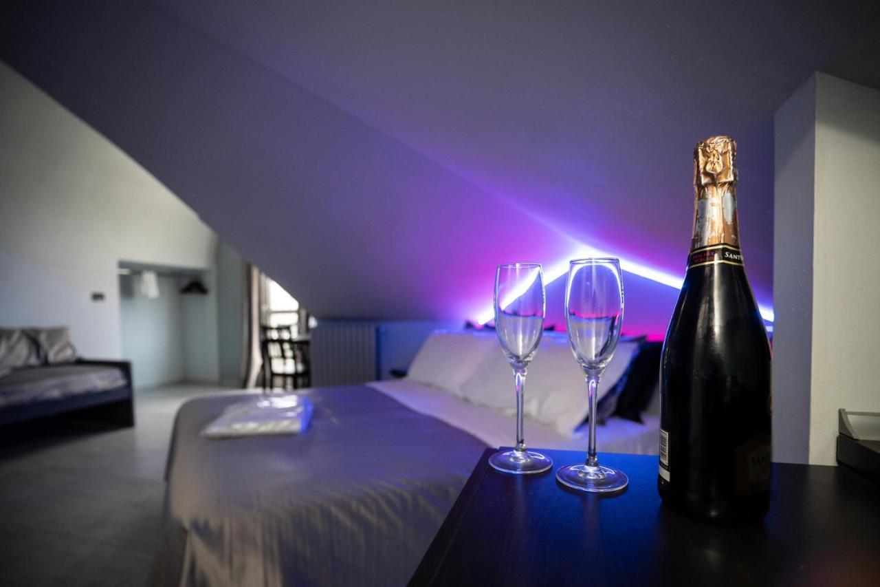 J Hotel Orbassano Eksteriør billede